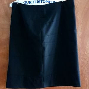 The Limited Black Collection skirt